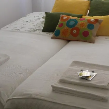 Appartamento Estrela Garden Lisbona